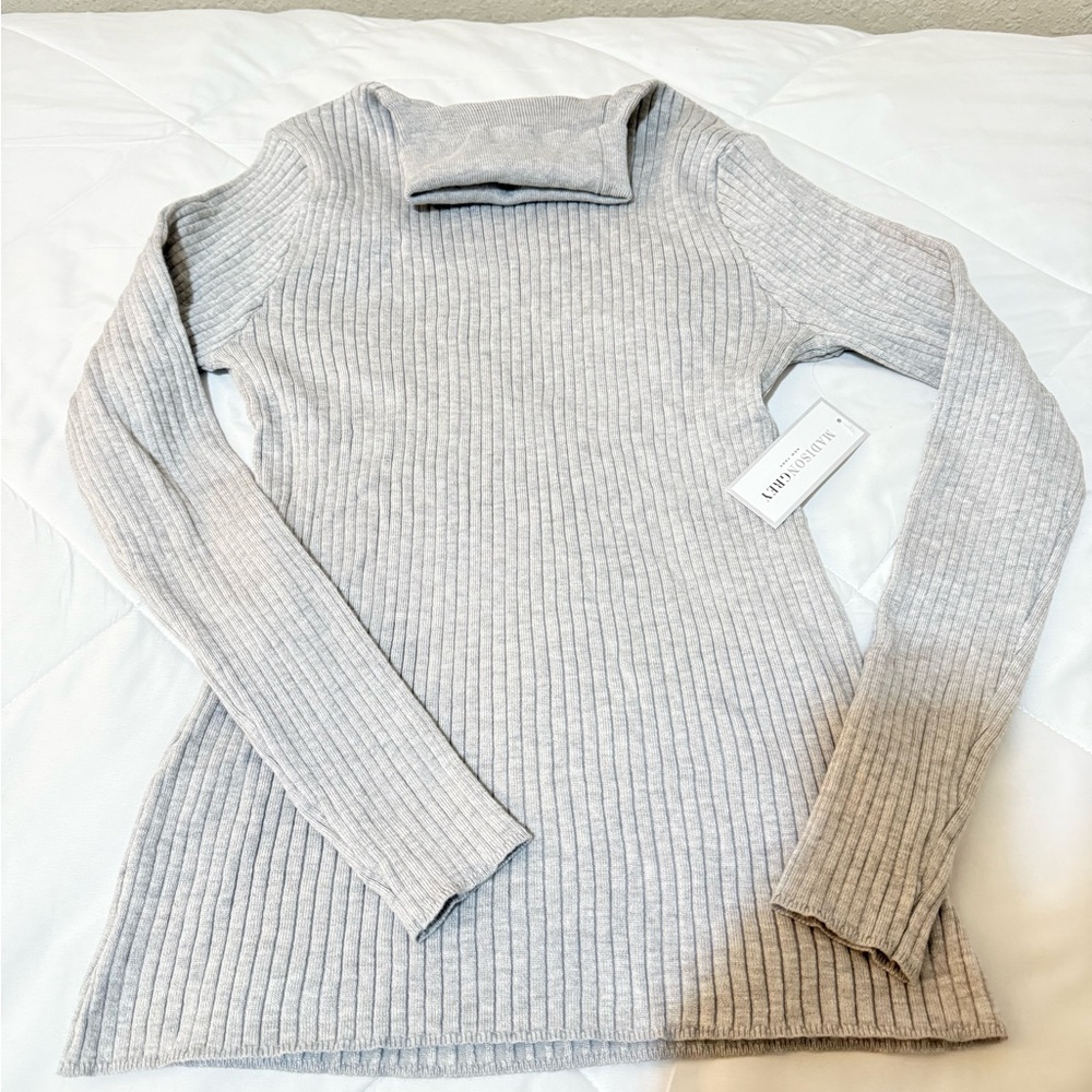Madison Gray Ribbed Knit Top